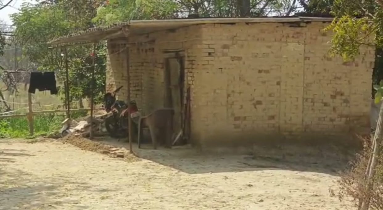NIA team raided gangster Vikas Singh's house