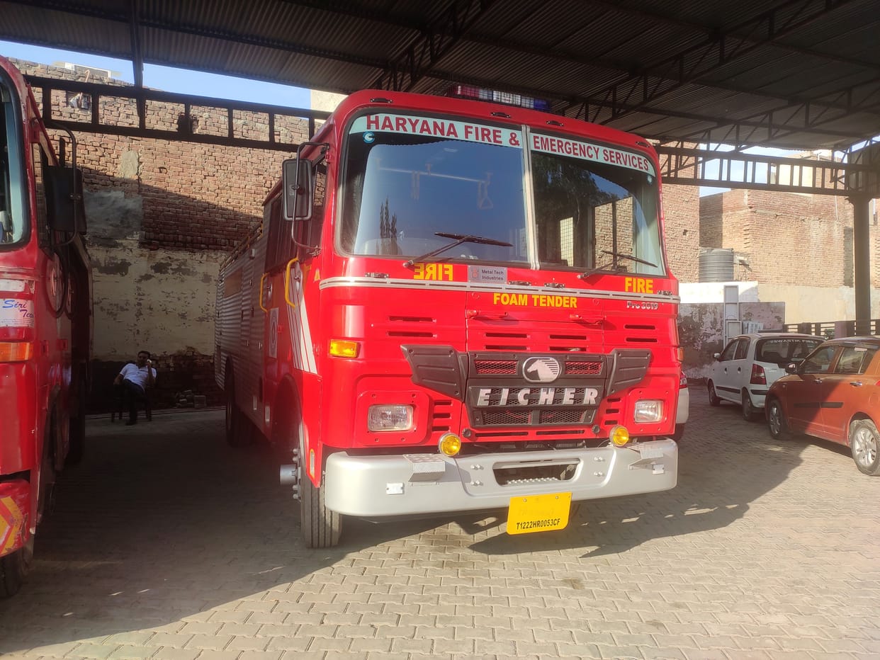 Five new fire tenders received in the district to prevent fire