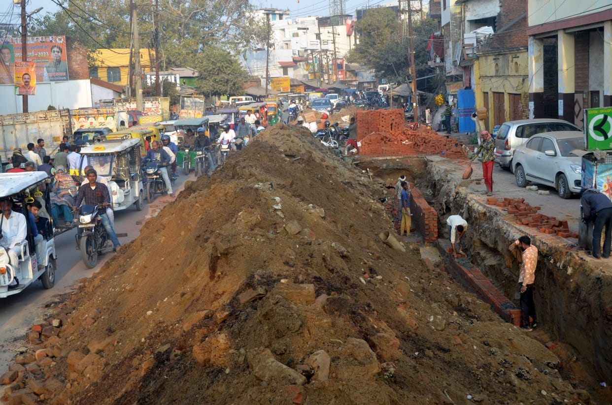Digging randomly, mismanagement, jam all day long