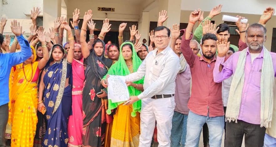 Protest against installation of water tank