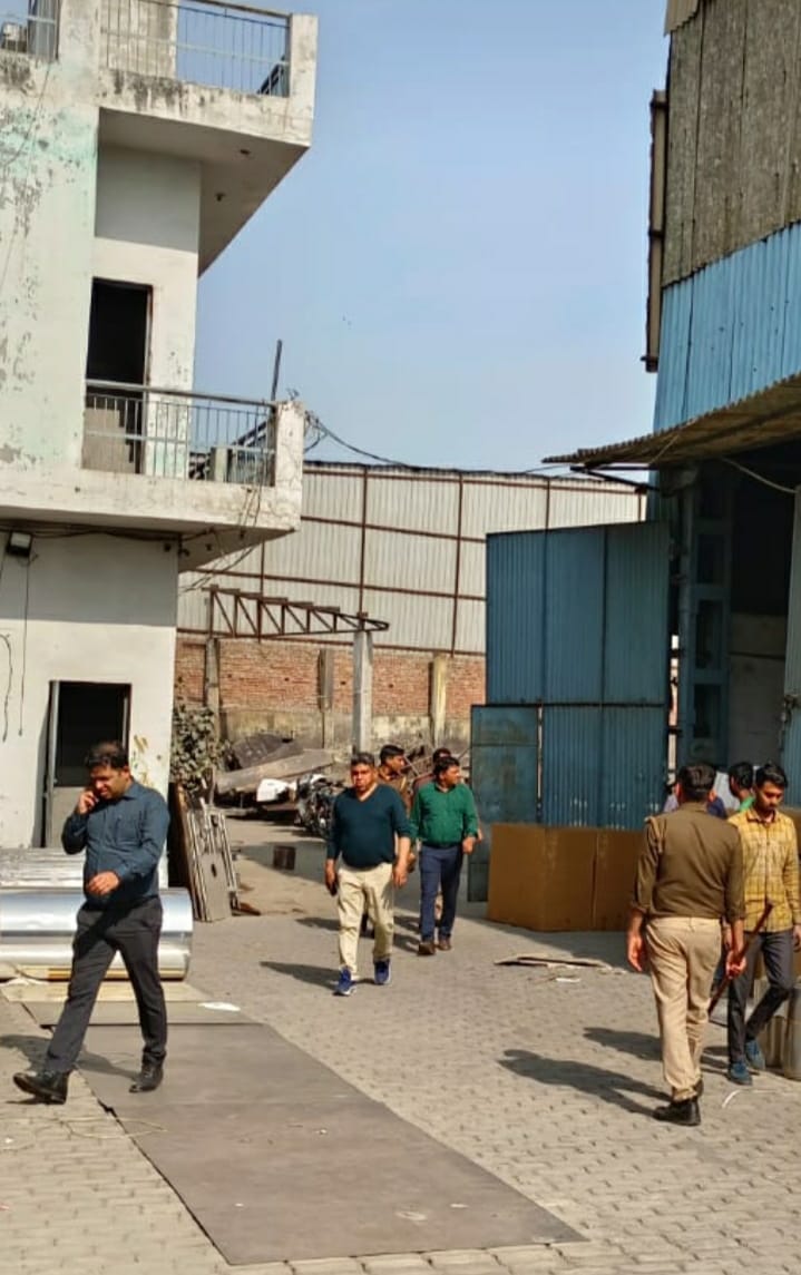 Tax evasion of 2.17 crores caught in two factories