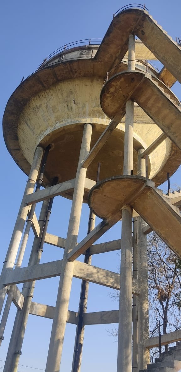 The drinking water tank of Kamala village has been closed for 10 years due to defective tap well