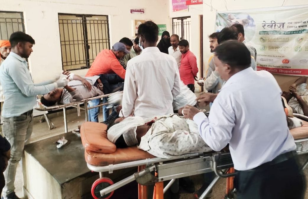 four injured in road accident