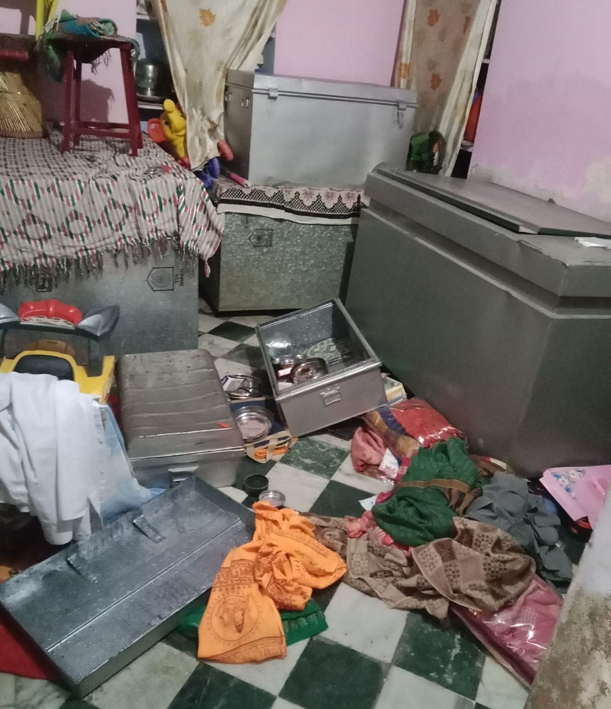 Thief gang entered JJP leader's house, stole jewelery and cash worth Rs 5 lakh