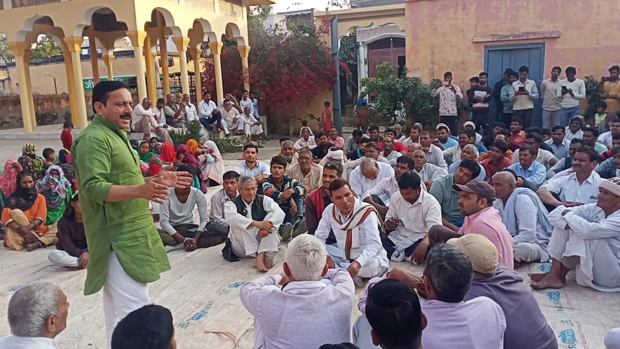 Those who are in favor of liquor contracts will be socially boycotted