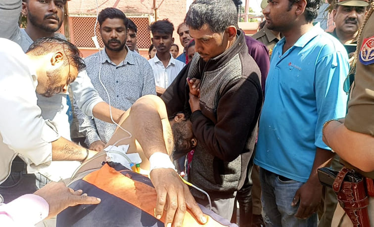 Youth shot in the stomach, condition critical