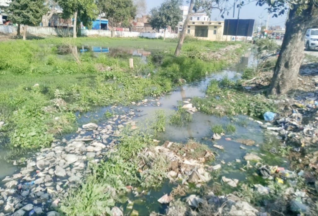 Dabang closed the drain in Puwayan