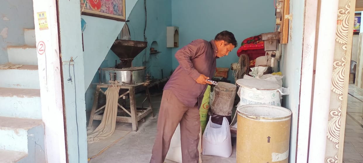 FCI sold wheat in the open market and the price of flour decreased by Rs.