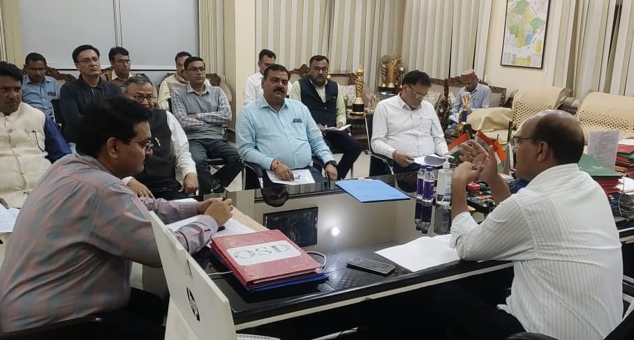 DM angry on reducing sugarcane payment from standard
