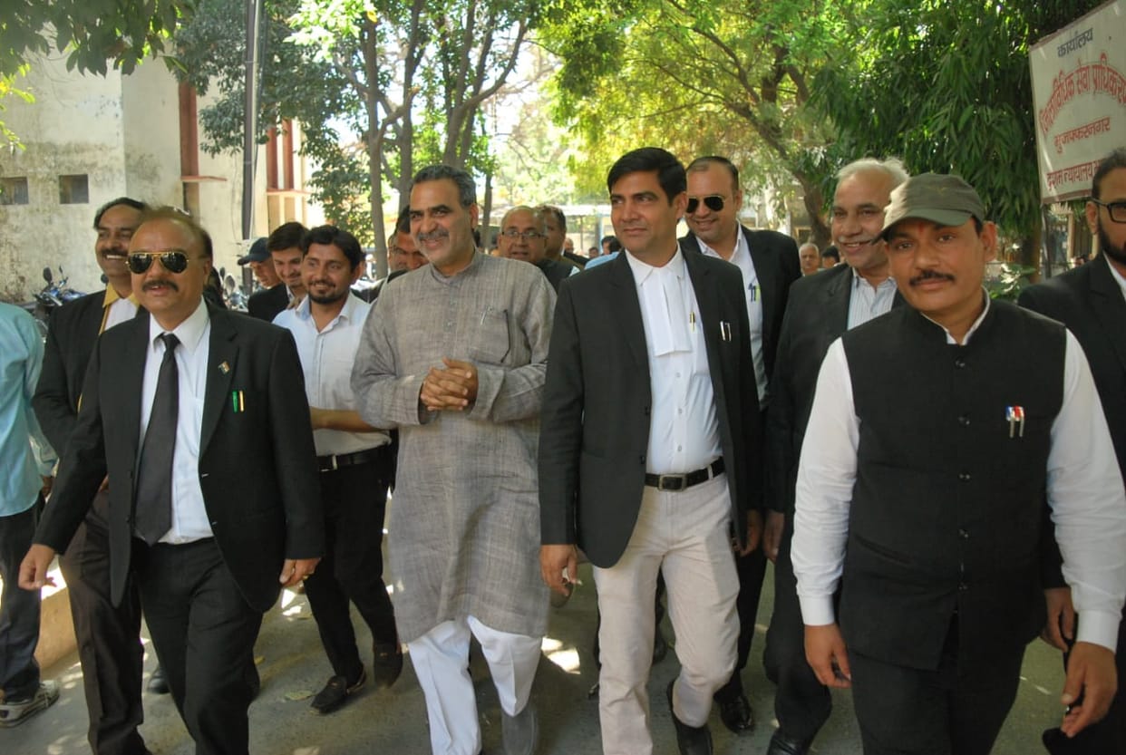 Union Minister Balyan, former MP Malik and former MLA Umesh appeared in the court