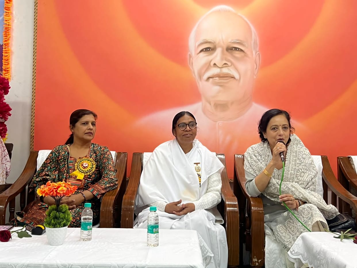khushhaal mahila =khushaal parivarr programme organised by brahamakumaris visvav vfdyalay in nahan