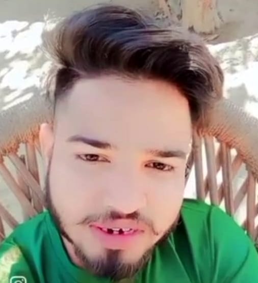 Father killed his son by stabbing him with a knife