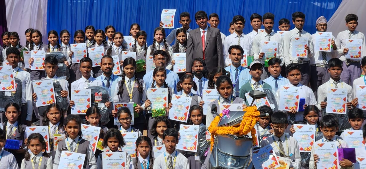 Kavya tops in GS Olympiad