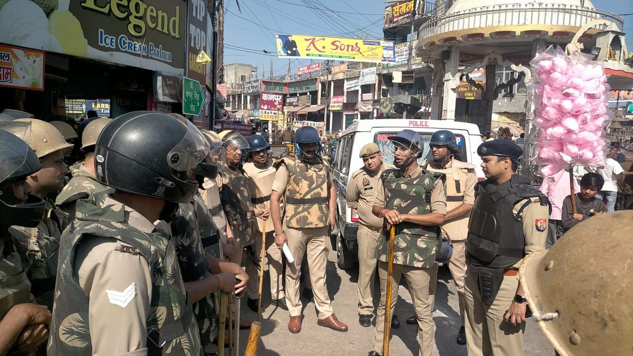 Security increased, district divided into 20 zones and 60 sectors