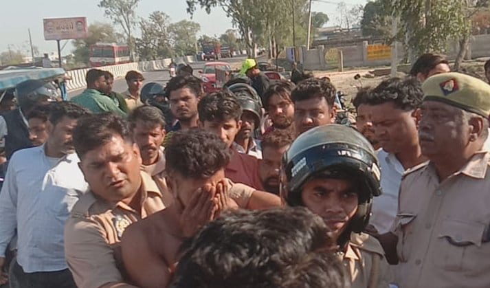 Truck crushes tailor on highway, dies