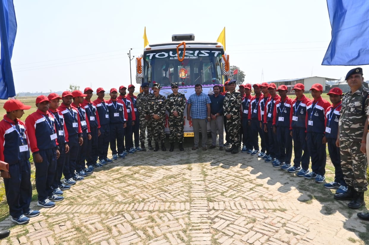 Soldiers working for the purpose of service, security