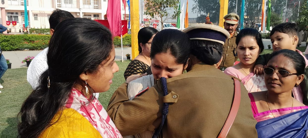 Mother's tears fall when her son is martyred, she does not let her courage break