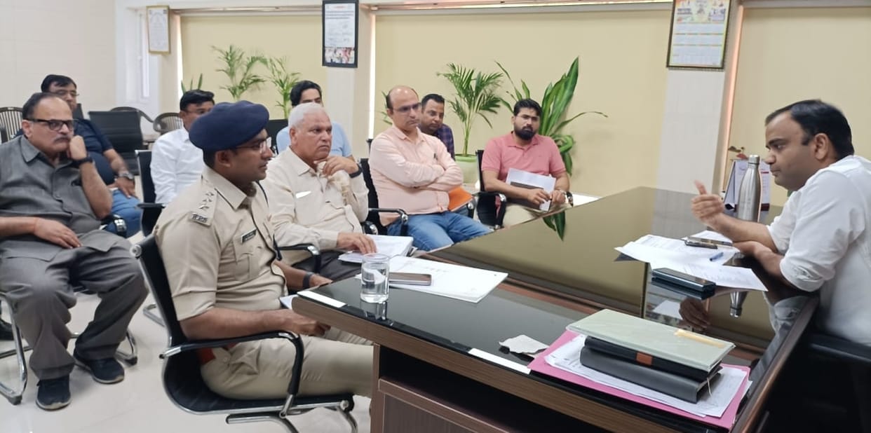 Sealing action should be taken on illegal establishments running in residential area: Dhirendra Khargata