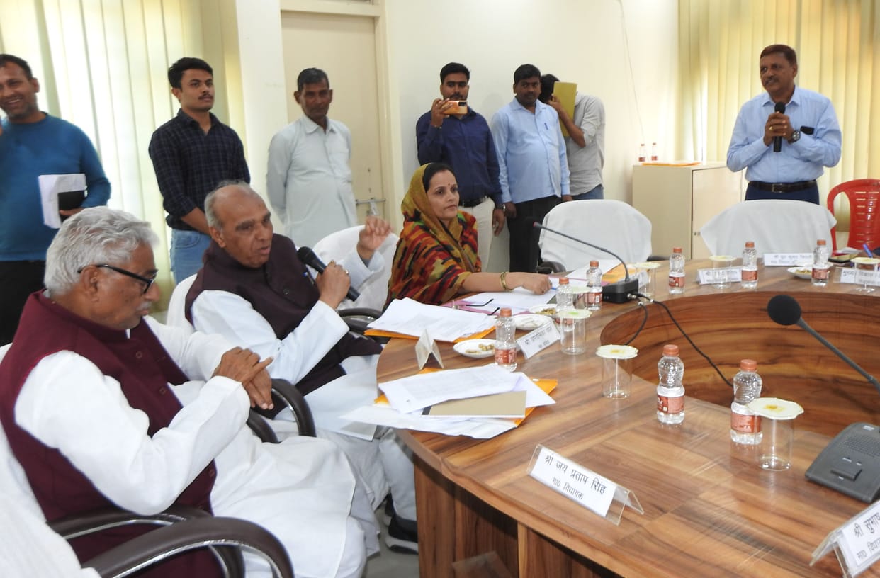 AMA is distributing contracts : MP