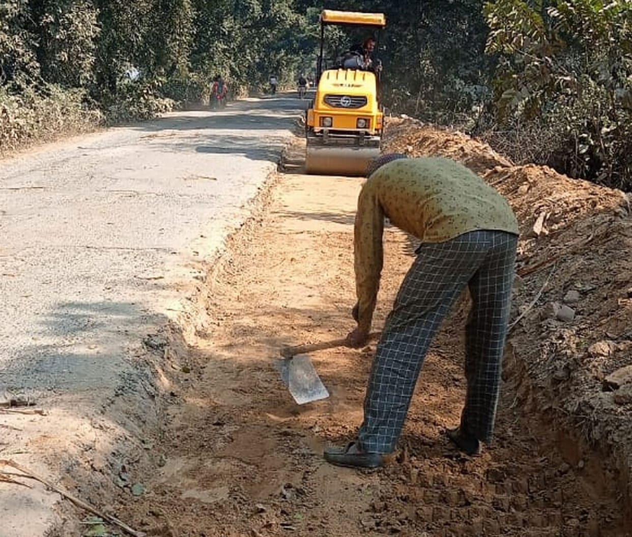 Puwayan-Dataganj Highway: Be ready to fill the furrow from June on double lane