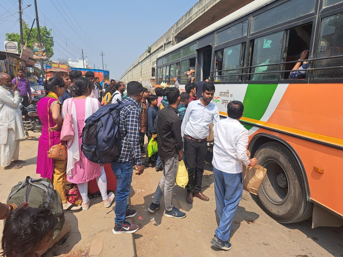 Rajdhani bus service started for Lucknow
