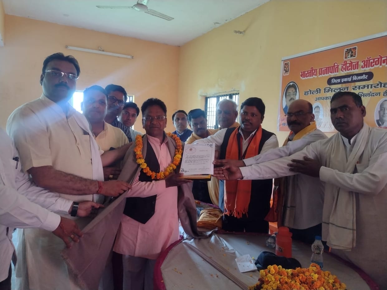Prajapati society's talents honored in Holi Milan
