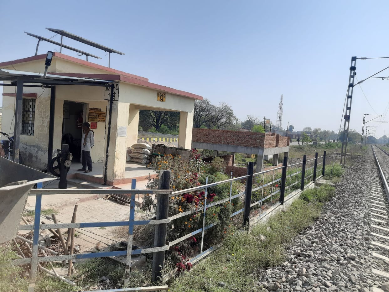 Traffic will be smooth with the poore Prem railway crossing