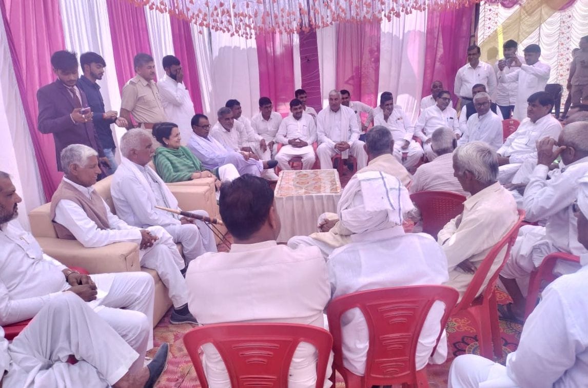 The government showed its dictatorial attitude by lathi-charging the sarpanchs: Kiran Chowdhary