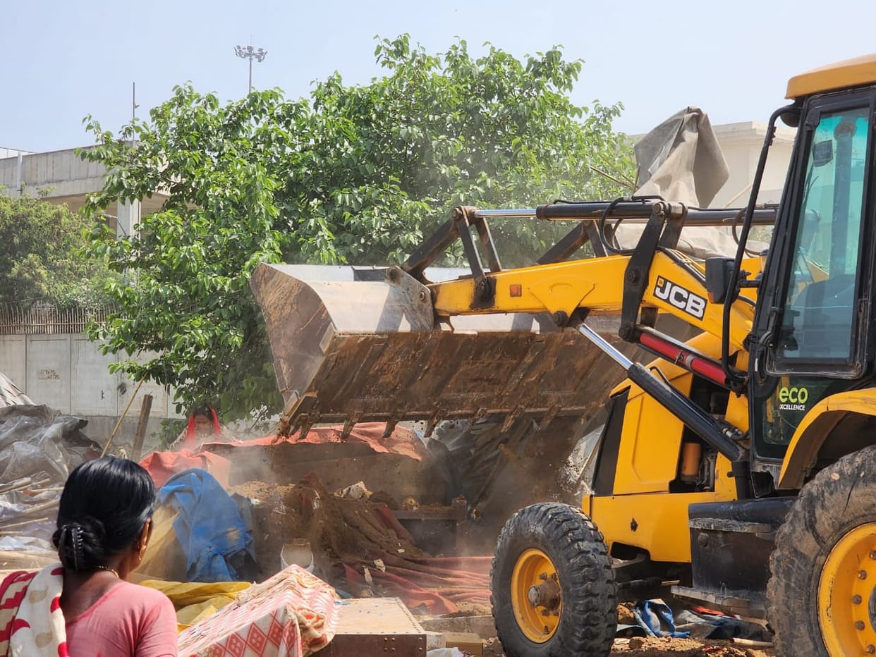 HSVP demolished 300 slums in Banjara Market