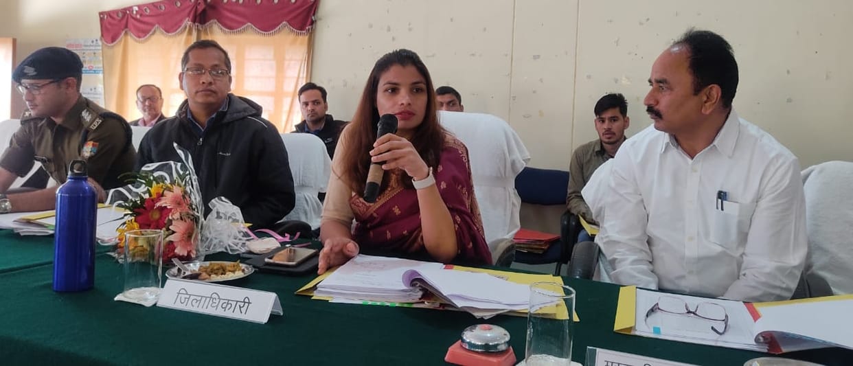 The responsibility of the security of the question papers lies with the center administrator: DM
