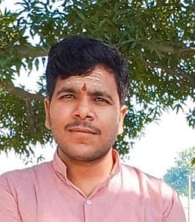 Inter college Teacher died in a road accident