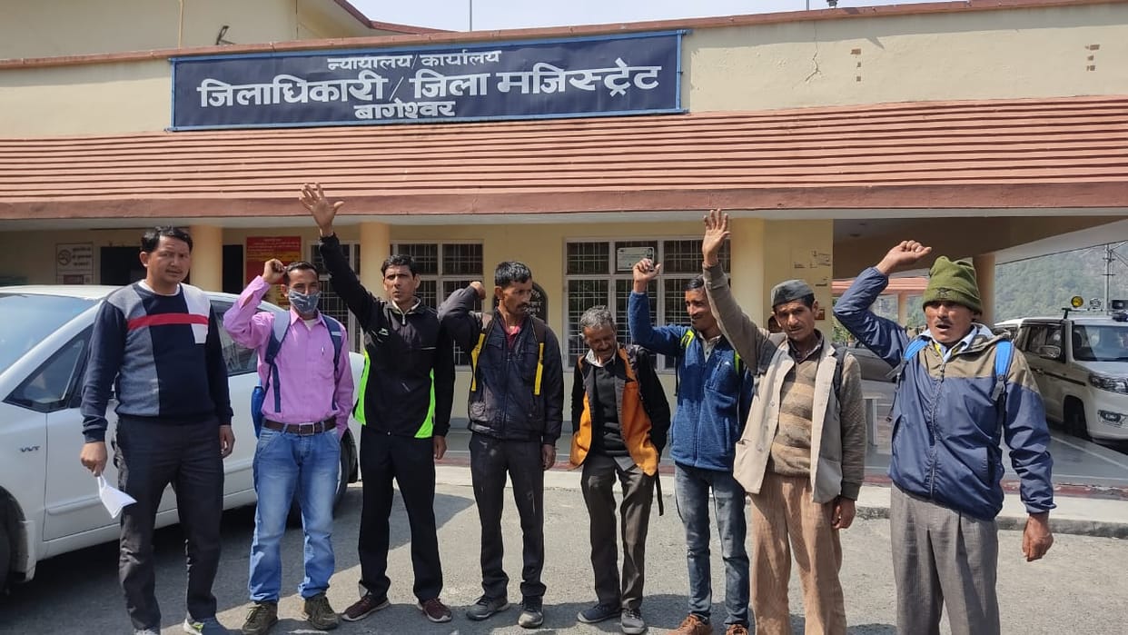 Civic aminities- People protested for road.