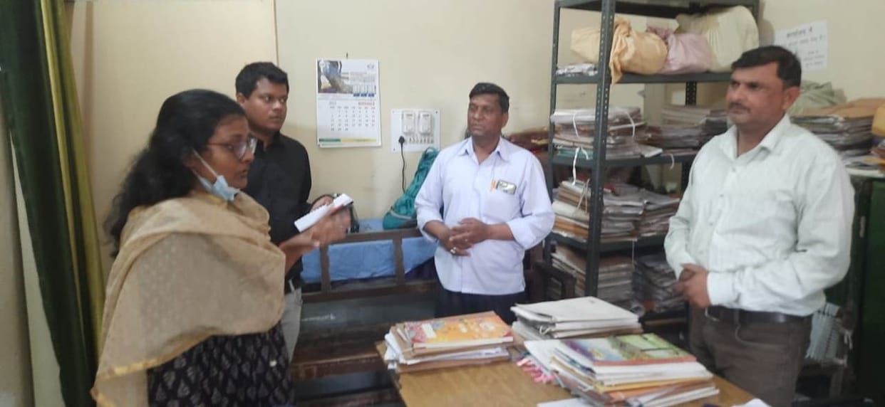 Order to stop salary of absent officers and employees