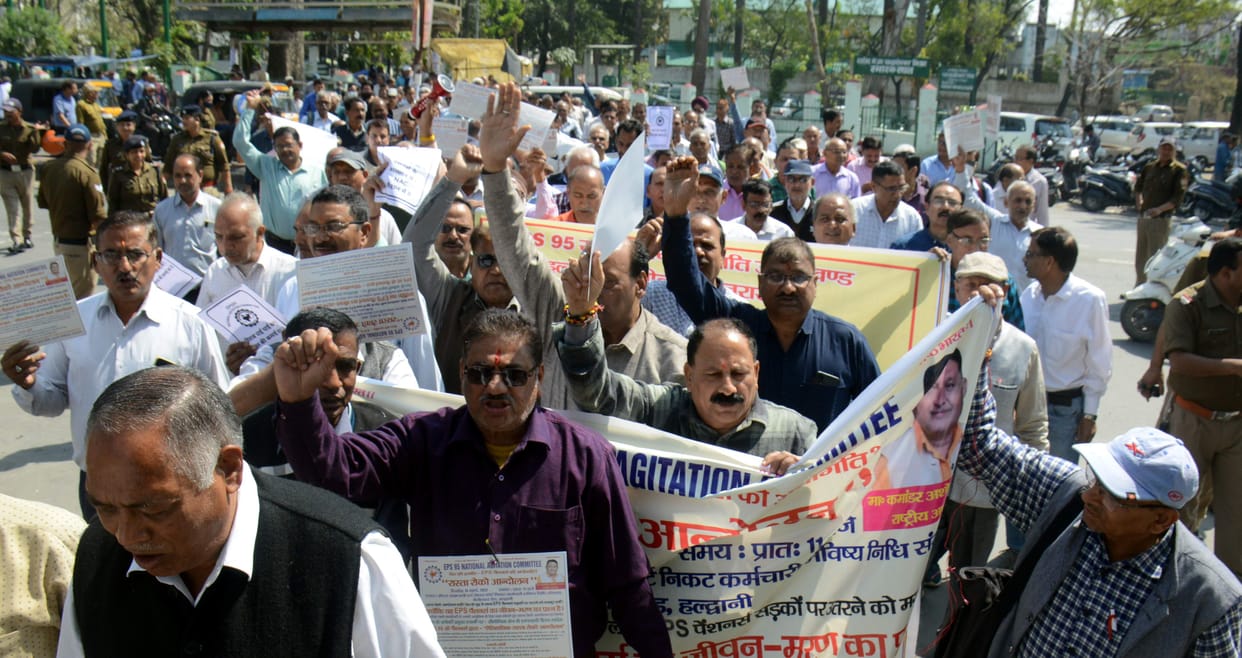 Pension Retired Employees, Jam