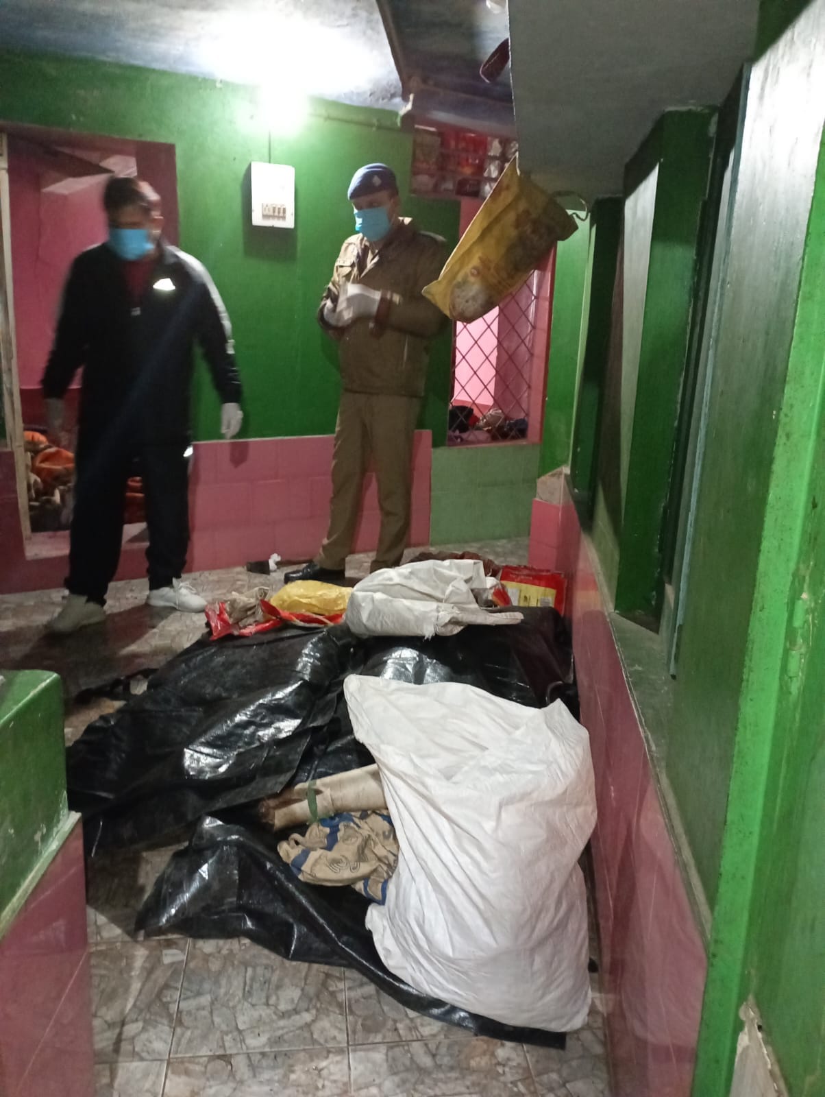Rotten dead bodies of mother and three children found in Joshigaon of Bageshwar