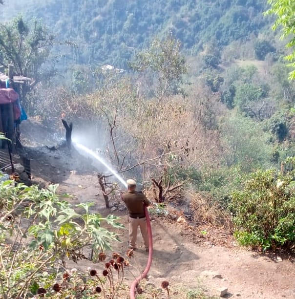 Fire broke out near Neelkanth service station, found under control