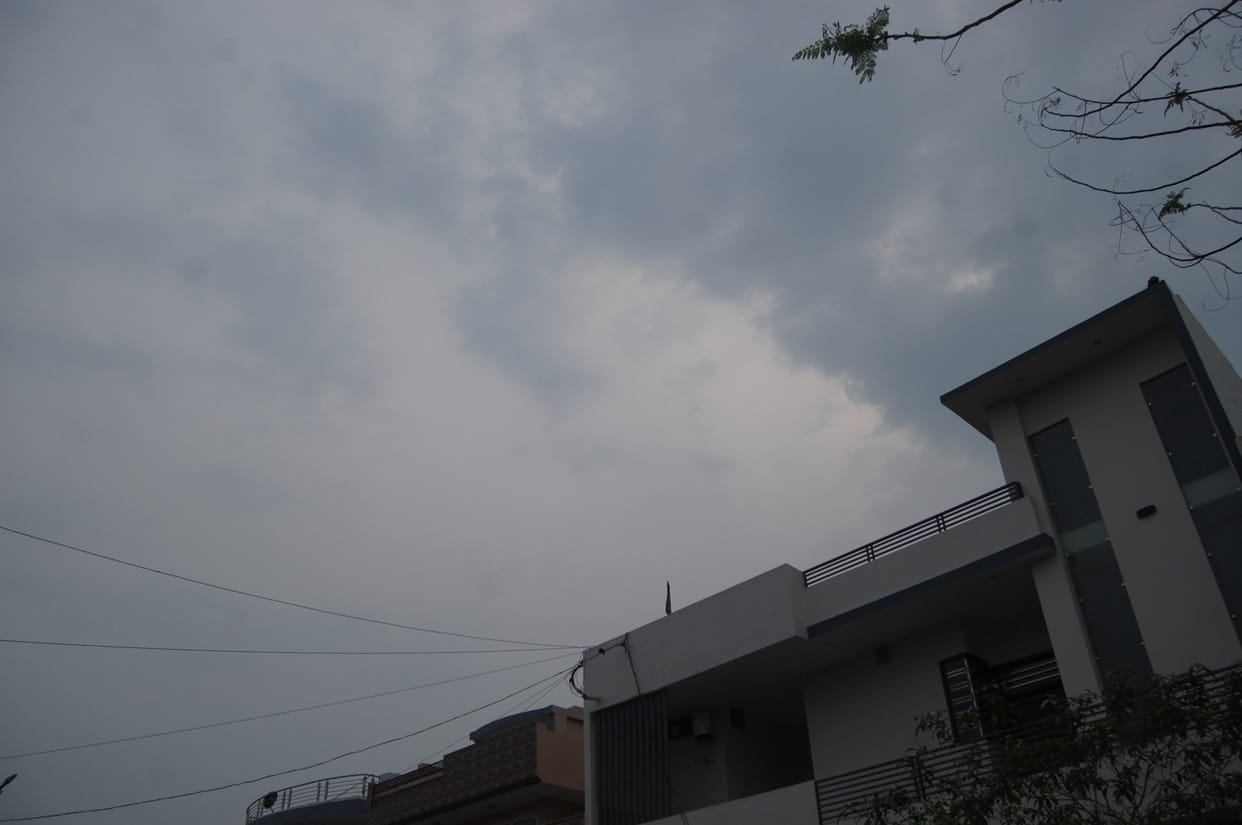 Farmers scared of strong wind and cloudy sky, two degree drop in temperature