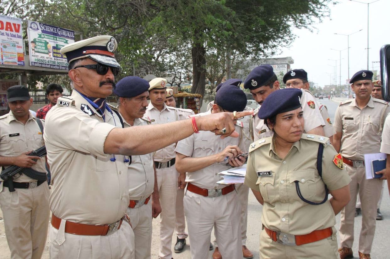 Police cut maximum 120 challans for not wearing helmet