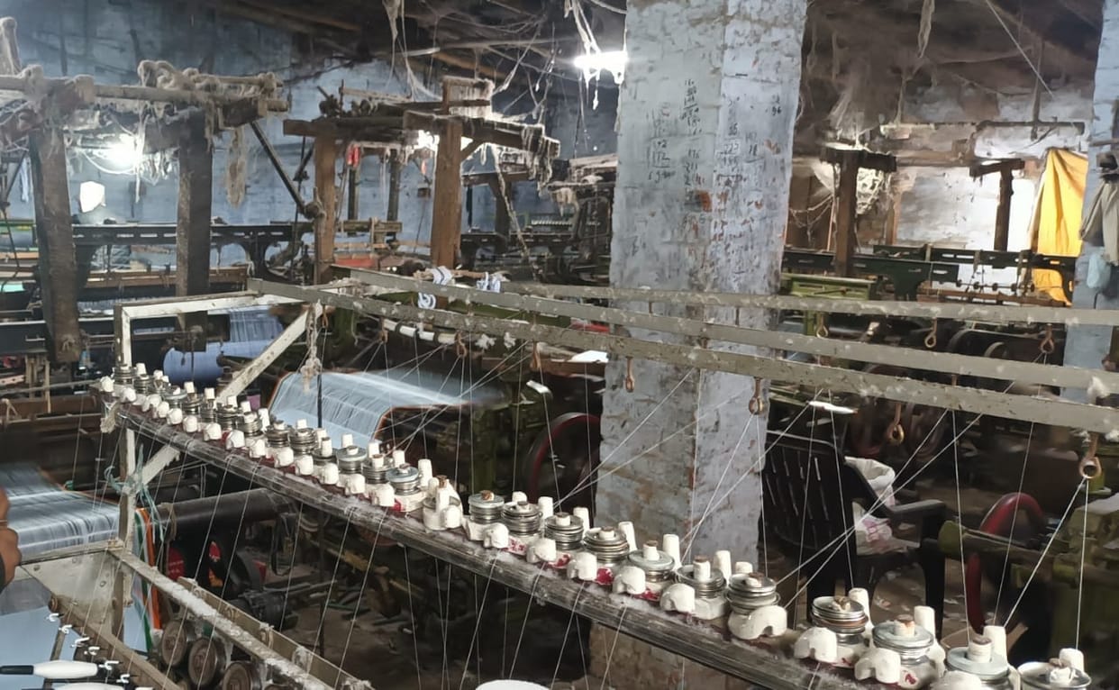 Darkness in 1200 villages, wheels of industries stopped