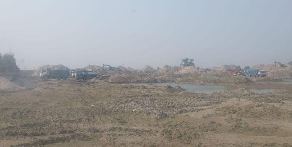 The company kept mining without permission, the pollution control board got it closed