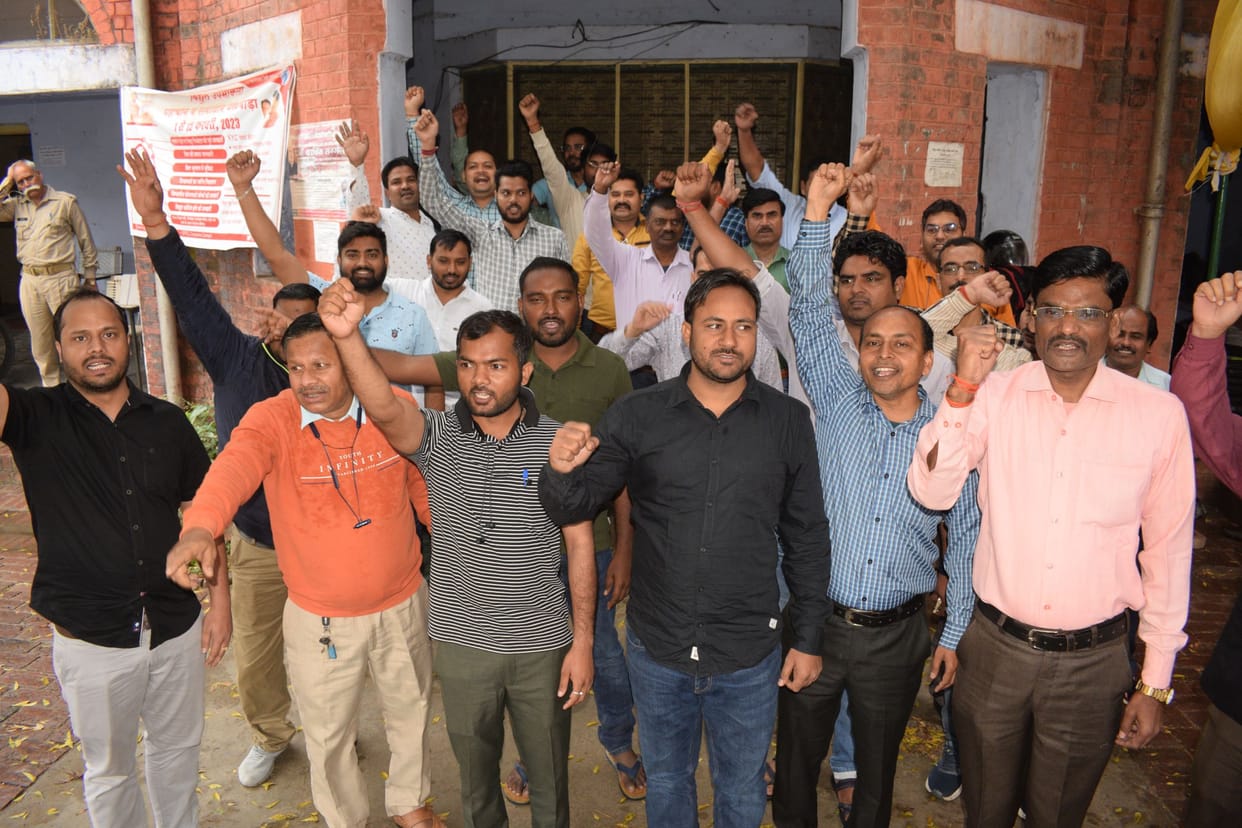 Boycott of work of engineers... Power crisis created outcry