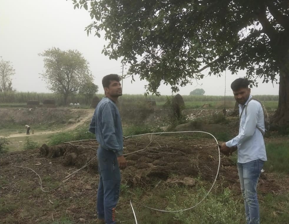 Electrician engaged in repairing fault