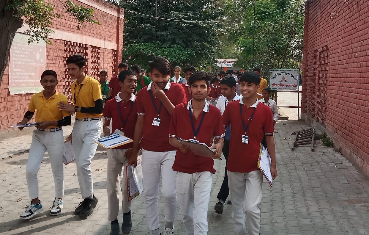 Caught 7 copycats in science exam and relieved 3 center supervisors