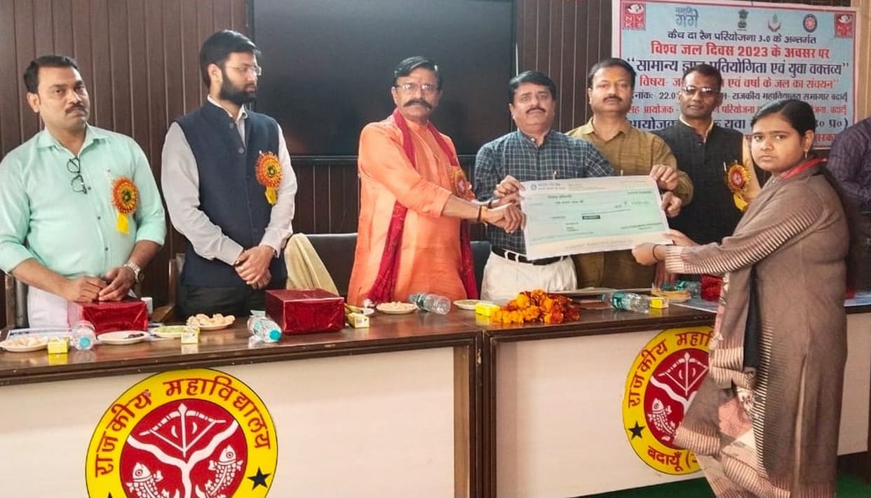 Sneha first in youth festival speech competition, Danish stood second
