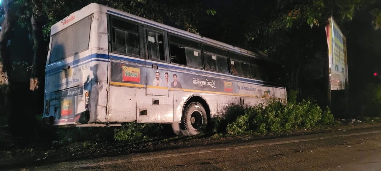 Bike rider dies after being hit by roadways bus in Nagina