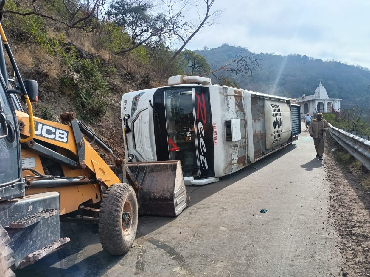 Volvo bus overturned due to tire burst, driver injured
