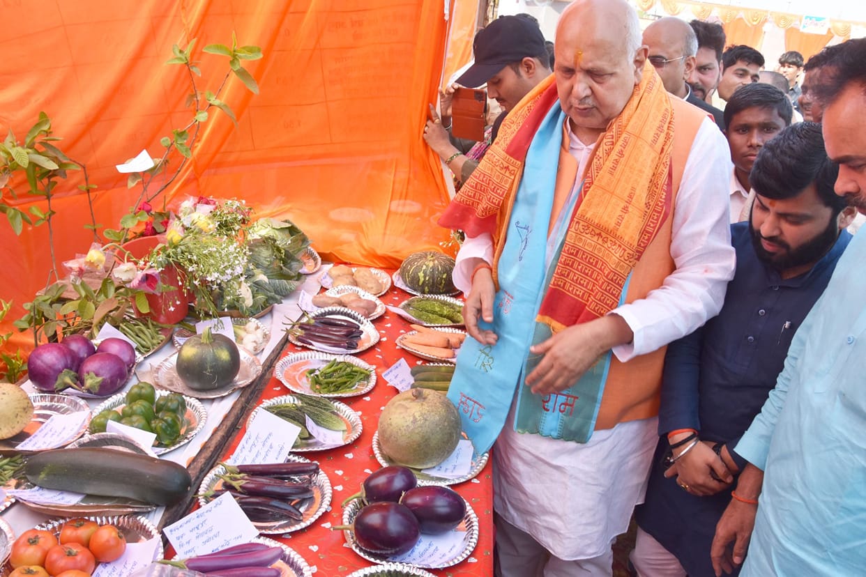 Farmers deserve congratulations for Vasudhaiva Kutumbakam: Shahi