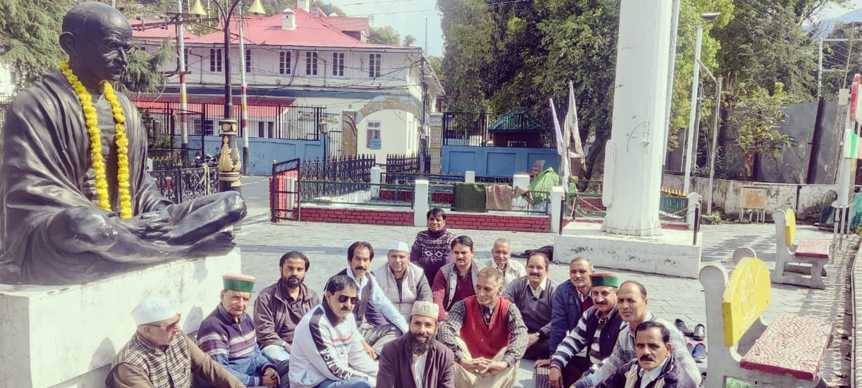 Congressmen did satyagraha keeping silence
