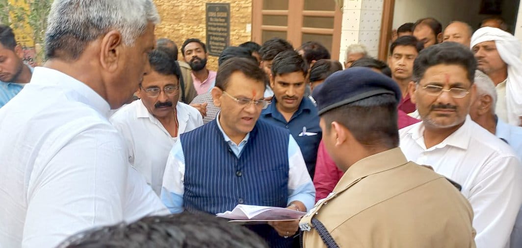 Workers should spread the publicity of government schemes: Dinesh Khatik