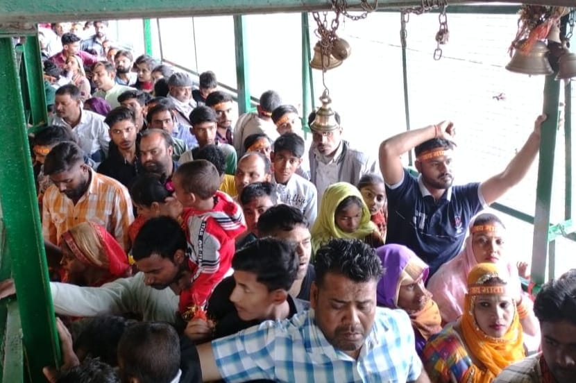 Crowd of devotees in Purnagiri
